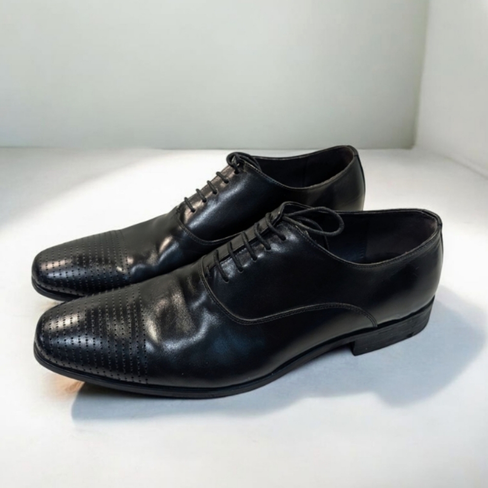Brown’s Black Oxford Dress Shoes
